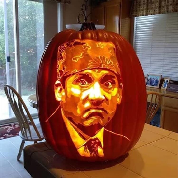 Now That's How You Carve A Pumpkin!