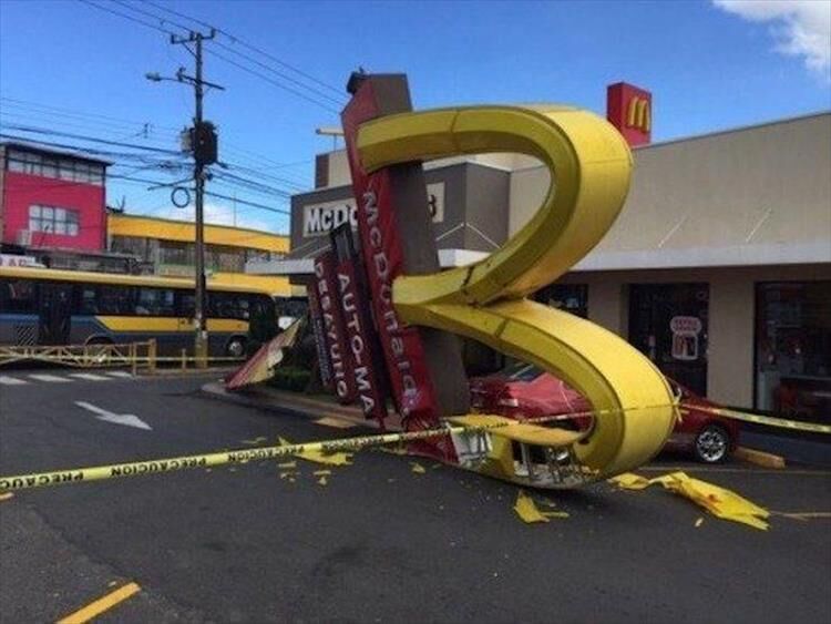25 People Having A Worse Day Than You