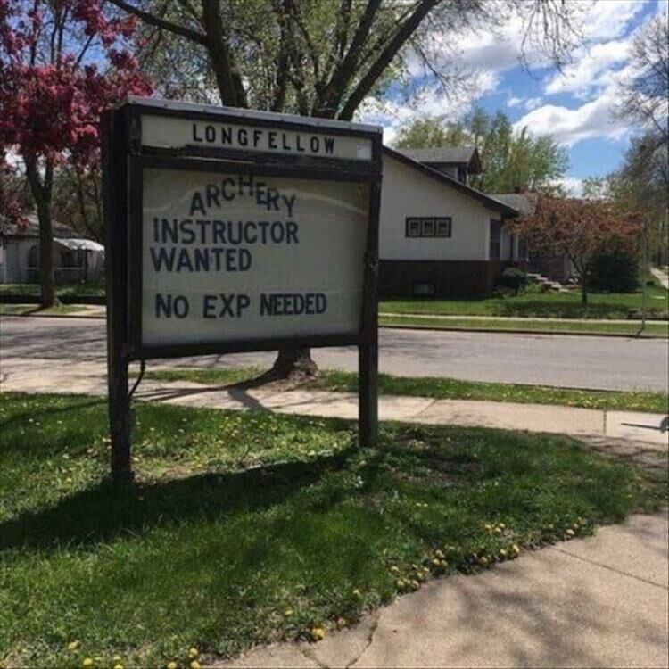 25 Of The Funniest Signs You'll See All Day