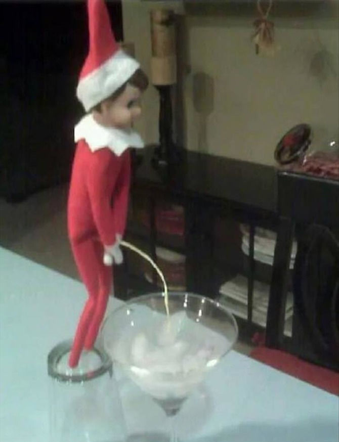 This is What Happens When Dad’s In Charge Of Elf On The Shelf - 16 images
