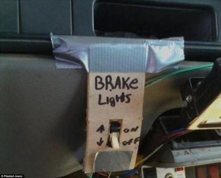 Bizarre Things Mechanics See When They’re Working On Vehicles 20 Pics