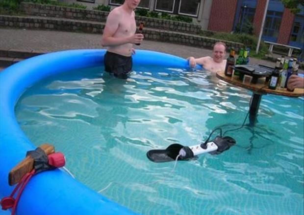 Men Doing Stupid Things (again) - 24 images